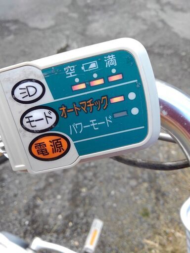 タイヤ交換済み、バッテリー良好、長年のサビ、汚れあります、サドル破れあります。