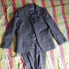 男の子 スーツ MICHIKO LONDON の画像