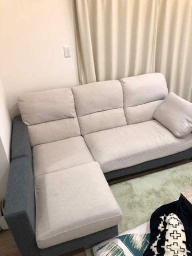 カウチソファー