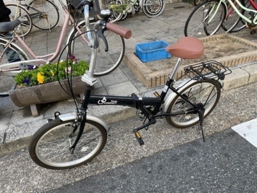 ?? 美品　折りたたみ自転車　２０インチ　6変速　黒　ライト　付き　タイヤ　キレイ