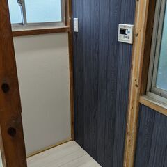 【賃貸アパート】メゾネット３K　約42㎡　敷金、礼金、安心のゼロゼロ！　地域断然最安！家賃￥29000/月　リフォーム直後で綺麗です　駐車場無し　ユニットバス、公営上下水道、都市ガス、エアコン、録画インターホン、屋内洗濯機置き場、バルコニー付き − 群馬県