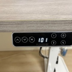 <お譲り先決まりました>Flexispot 電動式スタンディングデスクEJ2 white wood grain