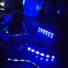 USB電源のLED6連ライトが4つ付いてる   車でも家でも使えますの画像