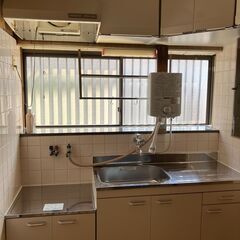 【旭区赤川貸戸建住宅】■ペット飼育可・大型犬・複数頭飼育OK■大阪駅までバスで直通！日中は3-7分おきにありアクセス便利■ネット無料・BS視聴可■ルームシェア、事務所使用なども歓迎！ - 大阪市