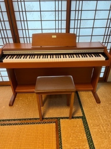 CASIO電子ピアノ　配送可！