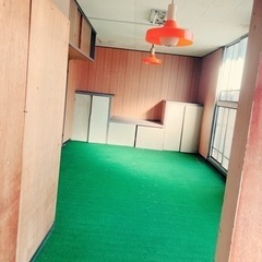 大幅に値下げ‼️この土日に限り50万円‼️売れ残れば解体‼️DIYの練習台に😃使い道色々倉庫として！ − 徳島県