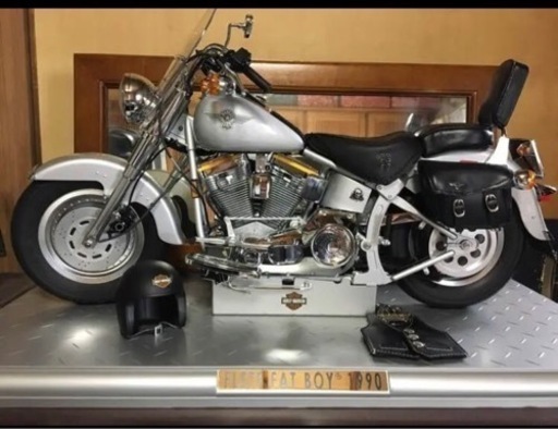 ディアゴスティーニ  ハーレー FLSTF FAT BOY