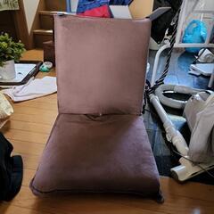 茶色の座椅子
