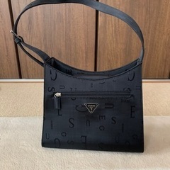 GUESS ショルダーバッグ