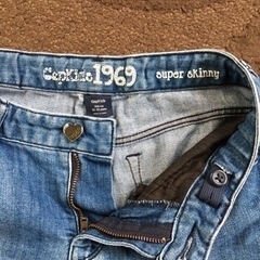 12〜13才　GAP ジーンズ　デニム　長ズボンの画像