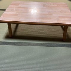 テーブル