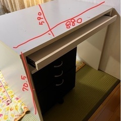 机　椅子無し