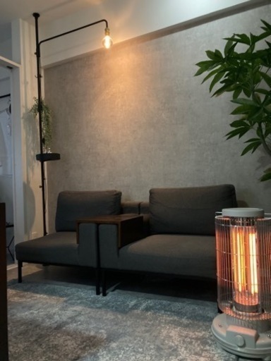 テーブル付きソファ（ファブリック・スチール・木材）