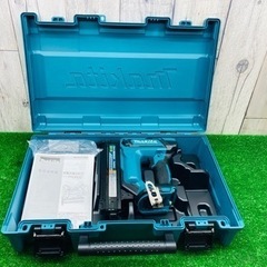 中古品○ マキタ 充電式釘打ち機 FN350DZK(本体のみ)