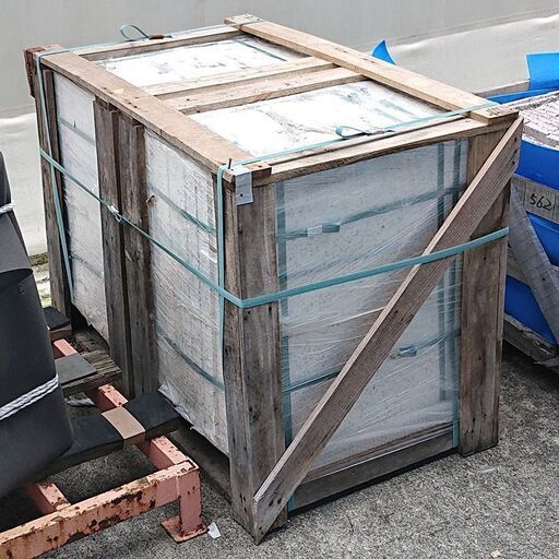 土日引き取り対応可　黄系　テラゾー②　庭を豪華に