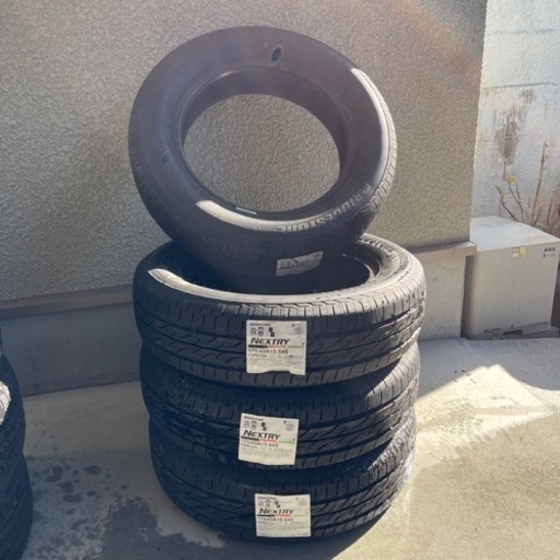ブリヂストン　ネクストリー　175\65R15 4本