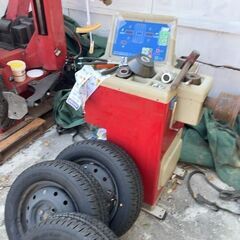 自動車板金または整備。試用期間いきなり月収219000円。月6回休み。残業早出休日出勤なし。の画像