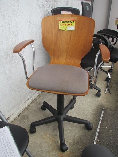 ID:G20032424　ワークチェアー肘付き　ガス圧昇降式