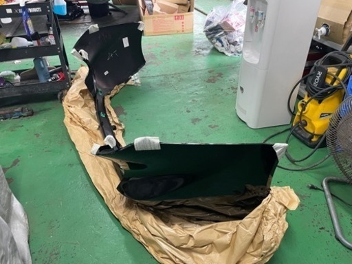 MXUA80 リアバンパー