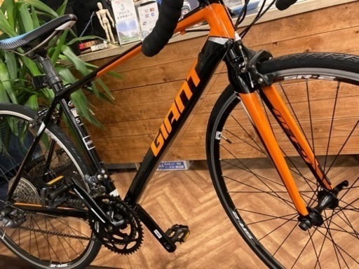 【前後タイヤ・チューブ新品！GIANT DEFY ALUXX】アルミ　2×8速　700×25c ロードバイク　ブラック