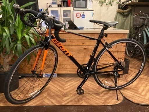 【前後タイヤ・チューブ新品！GIANT DEFY ALUXX】アルミ　2×8速　700×25c ロードバイク　ブラック