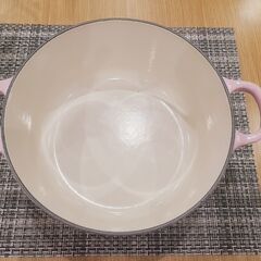 【愛品館 市原店】使用品！ル・クルーゼ 鋳物 ホーロー 鍋ココット・ロンド22 cmシフォンピンクの画像
