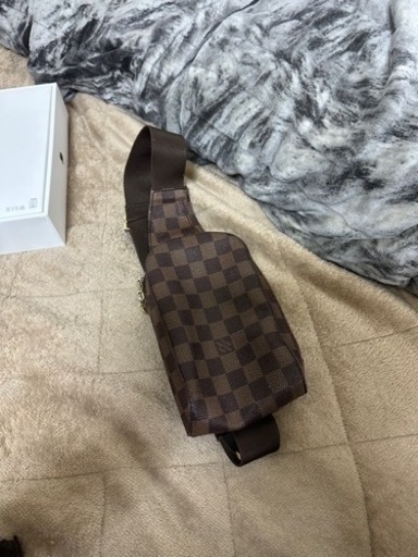 ヴィトンショルダーバッグ売ります