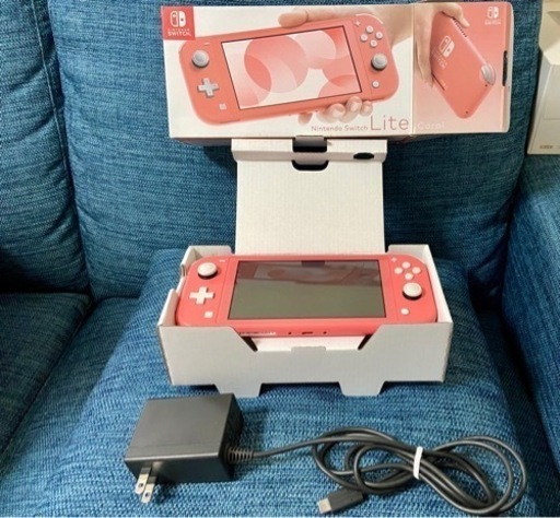 任天堂Switch lightコーラル