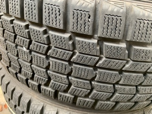 スタッドレスタイヤ　ホイール付き