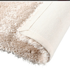 ヌボカステ ラグ Mの画像