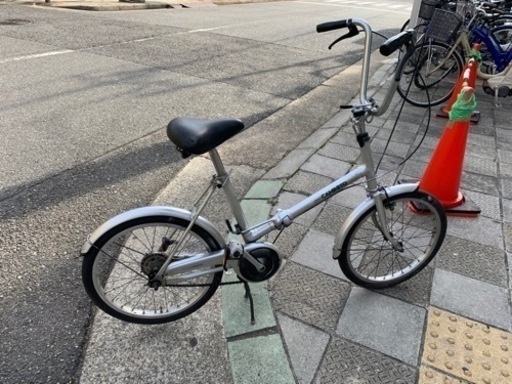 ??　折りたたみ　２０インチ　フレーム　アルミ　シルバー ヨドバシ.com - ダホン DAHON 折りたたみ自転車 HIT 20×1.75（47-406 
