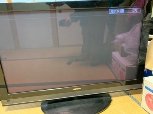 テレビ42インチ