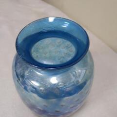 ブルーが美しい花瓶☆安定感◎の画像