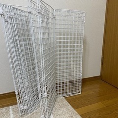 ペット用フェンス／金網フェンスの画像