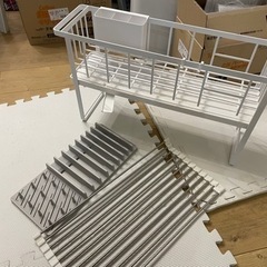 tower ニトリ　水切りかご　水切りラック