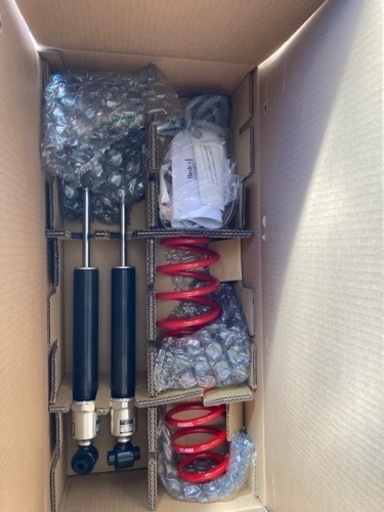 未使用保管品！RS-R Basic☆i トヨタ カローラルミオン 4WD ZRE154N用BAIT477M サス&ショックキット、車高