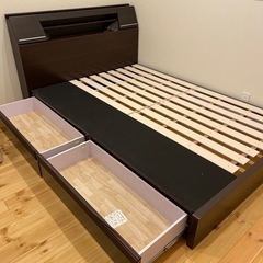 【27日午前まで出品】ニトリ　ダブルベッド