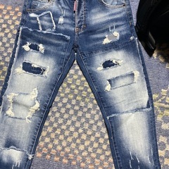 DSQUARED2 ジーンズ