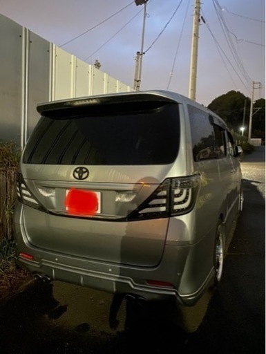 ヴェルファイア テールランプ