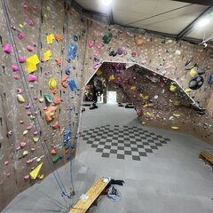 インドアリードクライミングビレイパートナー募集