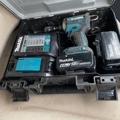 マキタ　18V インパクトドライバー、おまけ付き