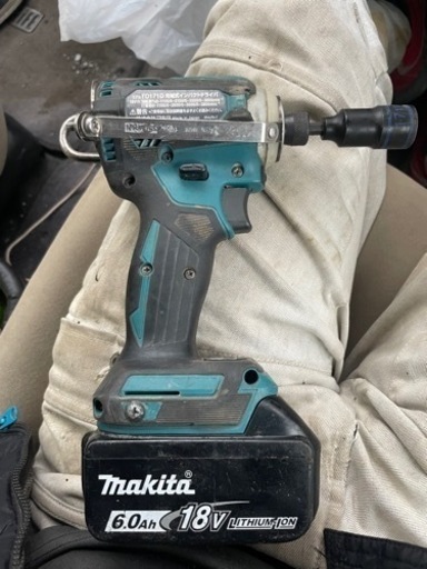 マキタ　18V インパクトドライバー、おまけ付き