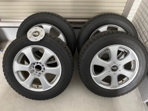 215/60R16 スタッドレスタイヤ　ホイールセット