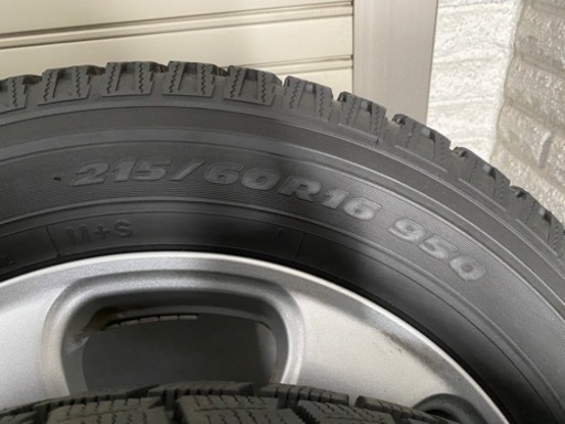 215/60R16 スタッドレスタイヤ　ホイールセット