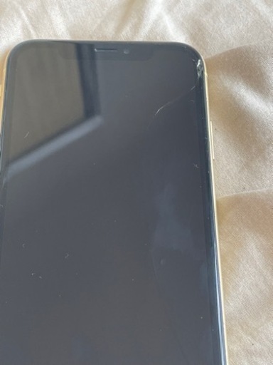 iPhoneXR 128GB SIMフリー　画面割れ