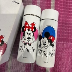 ミッキー　ミニーデザイン　アートオリジナルポケットボトルの画像