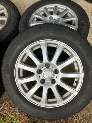 駆け込み需要対応します！短期にも最適！　スタッドレス、アルミセット　205/60R16 ノア ヴォクシー　セレナ　ステップワゴン　アイ