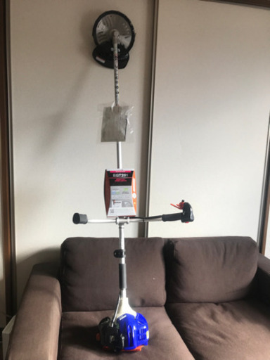 新品　草刈り機ECHO25.4cc