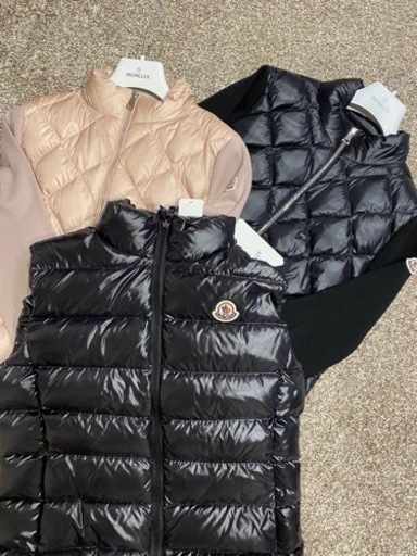 お譲り済み　モンクレールダウンベストレディース