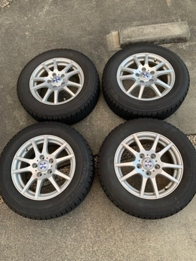 スタッドレスタイヤ４本（195/65/R15）